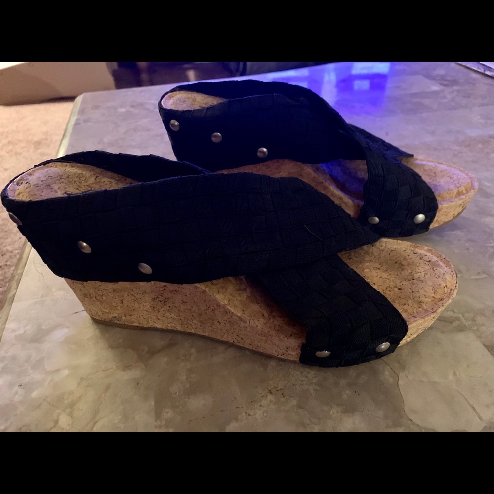 Lucky Brand black wedges - 6.5 medium Womans